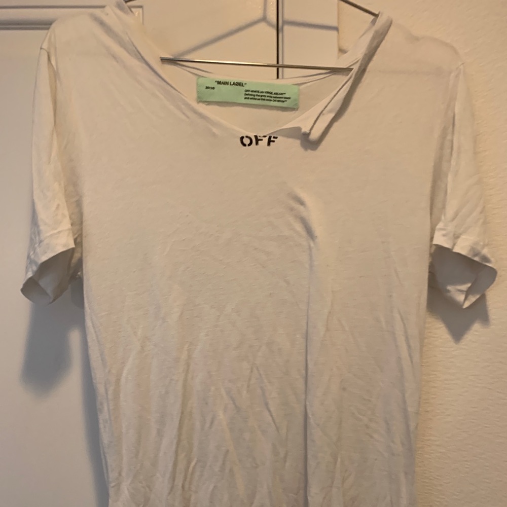 Off white cotton t-shirt with logo on front XS